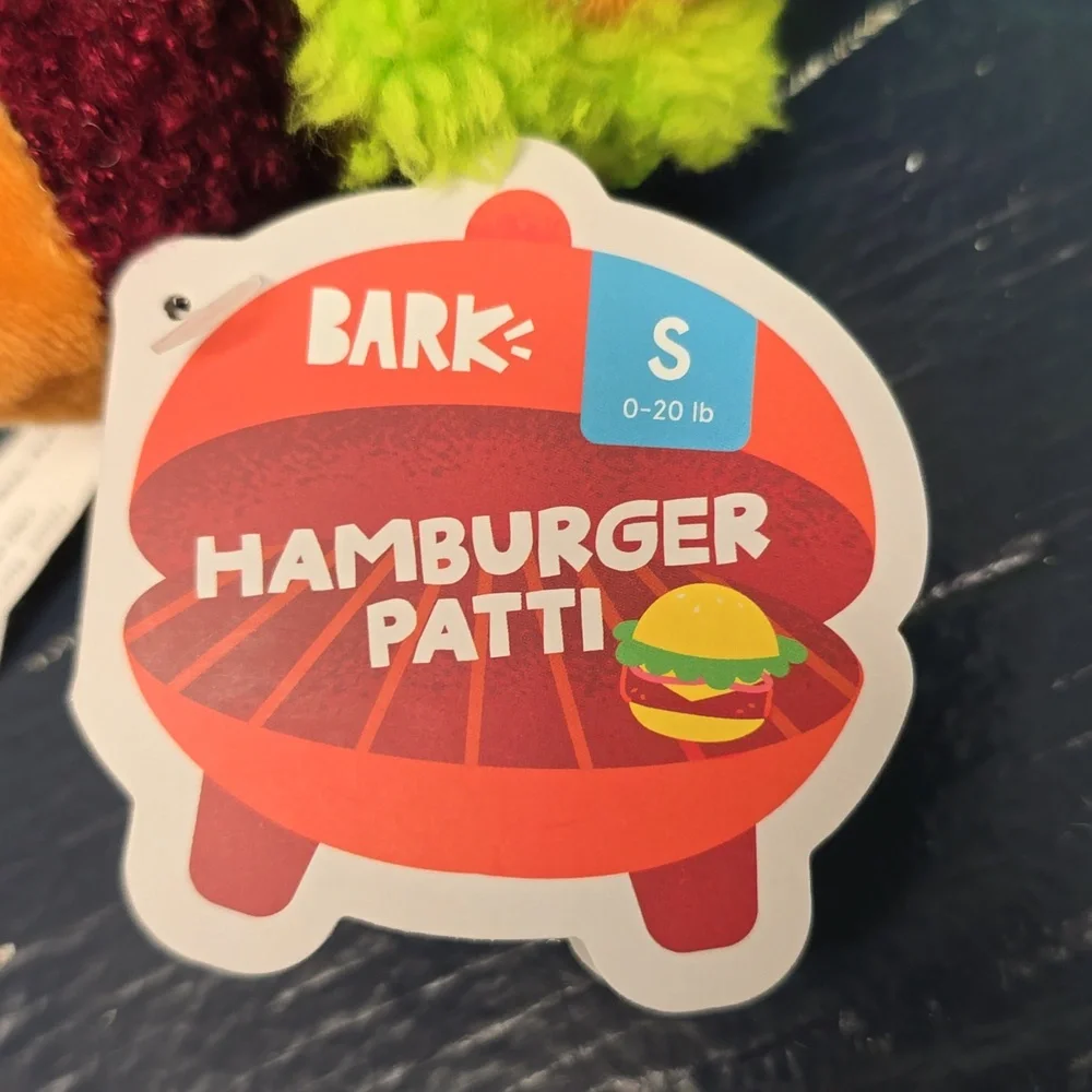 Bark Hamburger Patti Plush Dog Toy NWT‎ Size Small 0-20 Pounds